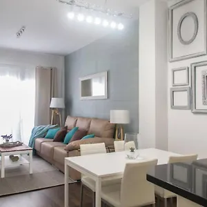 new-luxury-city-center-6pax-private-terrace.1costadelsol.com/